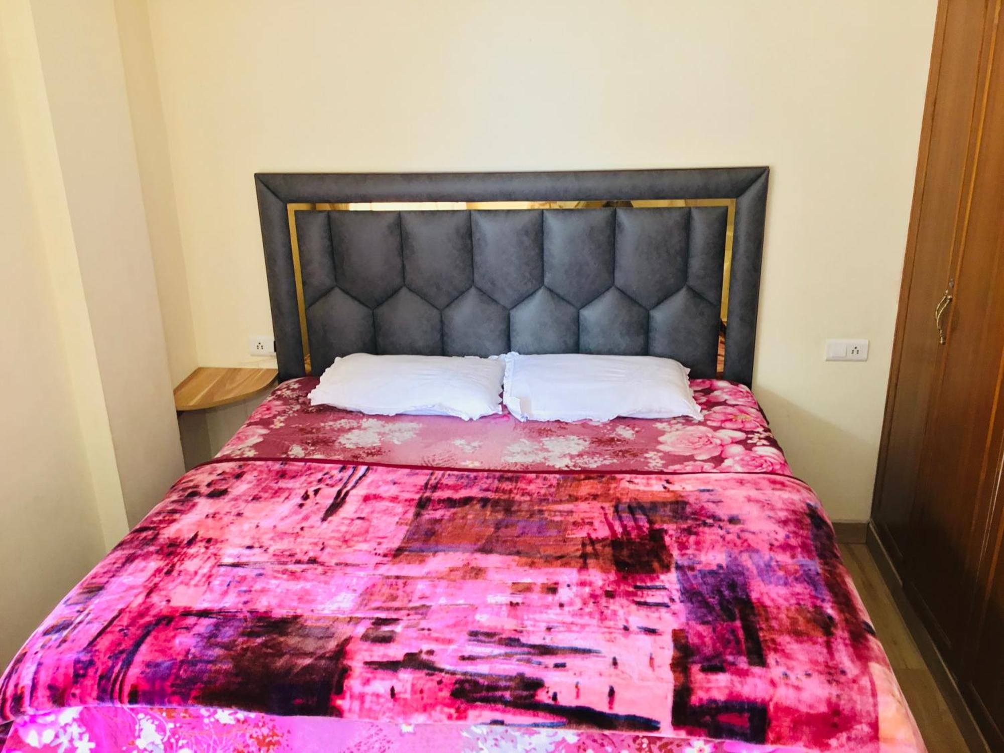 Shimla Vibes B & B Free Pick & Drop From Isbt Shimla Eksteriør bilde