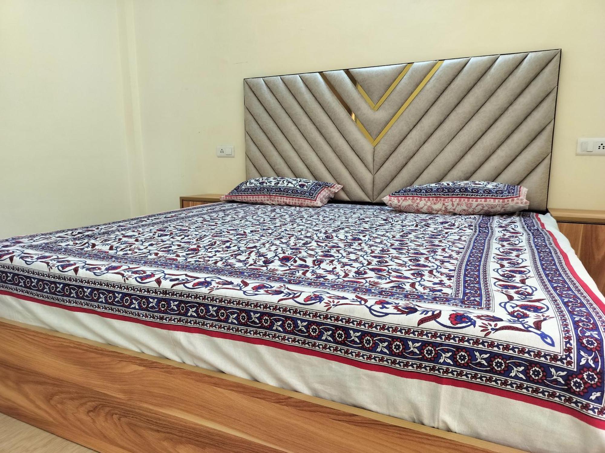 Shimla Vibes B & B Free Pick & Drop From Isbt Shimla Eksteriør bilde